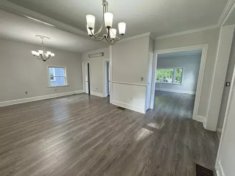 7 Ellis St, Attleboro, MA 02703
