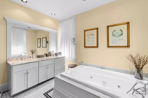 294 French St, Fall River, MA 02720 photo 20