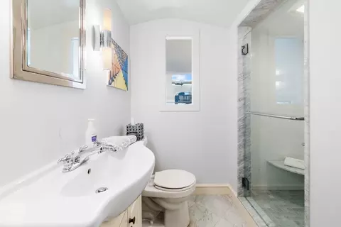 294 French St, Fall River, MA 02720 photo 25