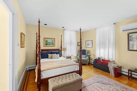 294 French St, Fall River, MA 02720 photo 18