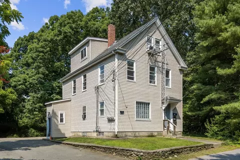 10 Clark Ave, Taunton, MA 02780