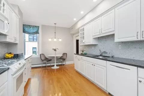 95 Centre St #1, Brookline, MA 02445 photo 9
