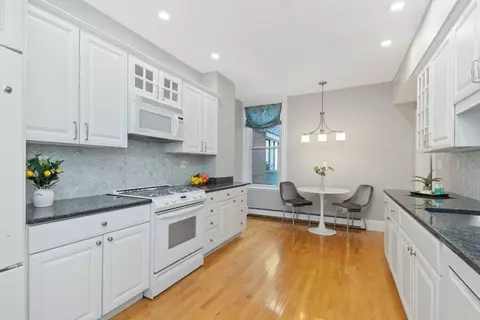 95 Centre St #1, Brookline, MA 02445 photo 10