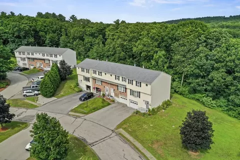 22 Plantation Rd #22, Oxford, MA 01540