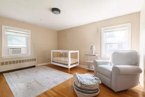 Bedroom - 9 Crescent Rd, Hamilton, MA 01982 photo 2 of 3