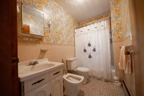 62 Barnaby St, Fall River, MA 02720 photo 8