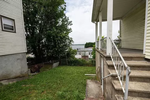 62 Barnaby St, Fall River, MA 02720 photo 4