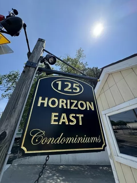 125 Coolidge Ave #310, Watertown, MA 02472