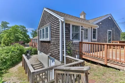 6 Shore Rd #20, Truro, MA 02666