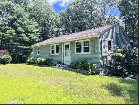 177 Yew St, Douglas, MA 01516