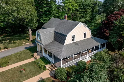 Exterior - 5 Mayflower Ave, Wareham, MA 02571 photo 2 of 6