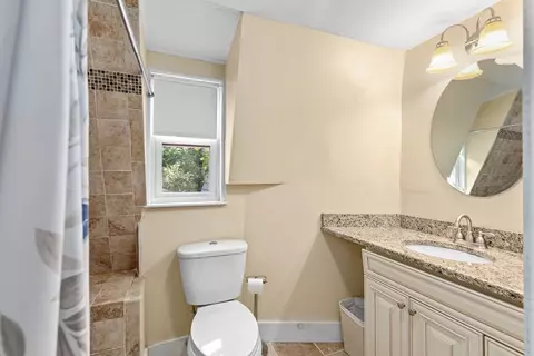 Bath - 5 Mayflower Ave, Wareham, MA 02571 photo 1 of 2