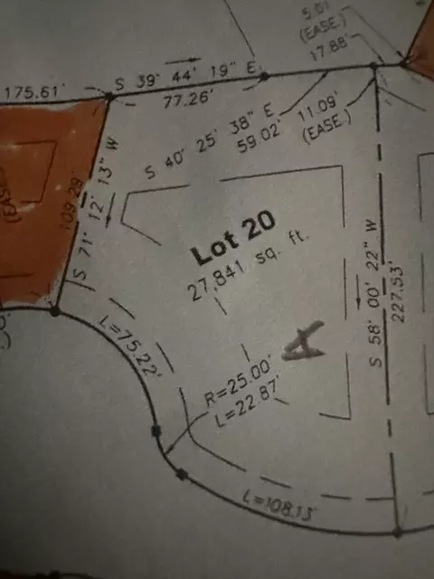 20 Farmer Cir, East Longmeadow, MA 01028