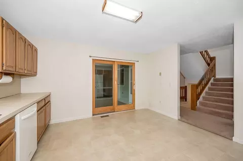 22 C Carnation Cir #C, Reading, MA 01867 photo 6