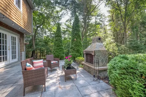 56 Musket Rd, Plymouth, MA 02360