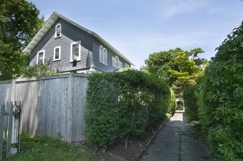 2 Richardson Ter, Worcester, MA 01602 photo 2