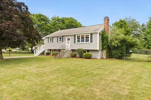 685 Vernon St, Bridgewater, MA 02324