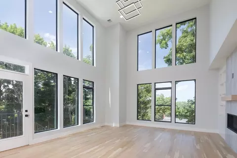 122 Granite Pl #122, Milton, MA 02186