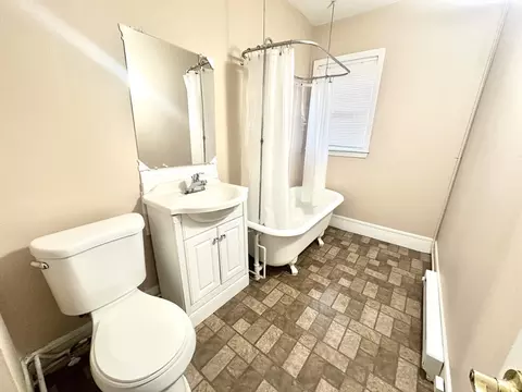 60 School St, Chicopee, MA 01013 photo 14
