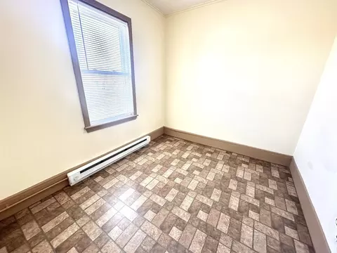 60 School St, Chicopee, MA 01013 photo 12