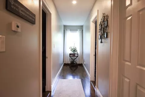 22 Anderson St, Fall River, MA 02721 photo 9