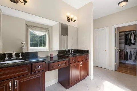 11 Regency Dr, Dracut, MA 01826 photo 21