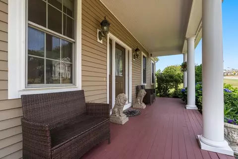 11 Regency Dr, Dracut, MA 01826 photo 3