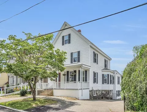 52 Elliott St, Melrose, MA 02176