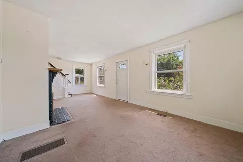 Living - 624 Main St, Walpole, MA 02081 photo 4 of 6