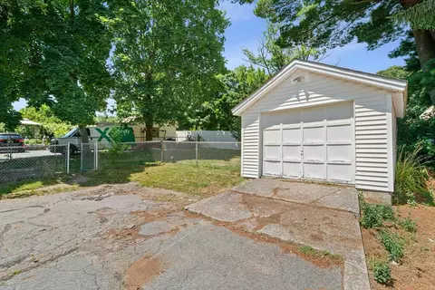 Exterior - 624 Main St, Walpole, MA 02081 photo 7 of 7