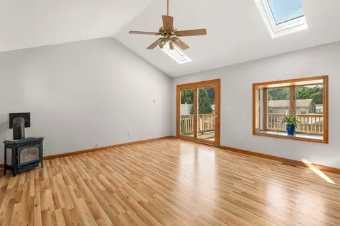 165 Mount Vernon Rd, Chicopee, MA 01013 photo 11