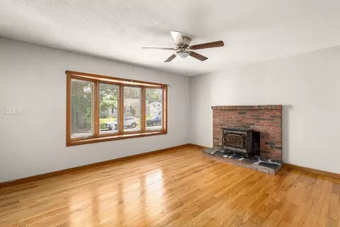 165 Mount Vernon Rd, Chicopee, MA 01013 photo 20