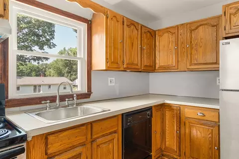 165 Mount Vernon Rd, Chicopee, MA 01013 photo 19