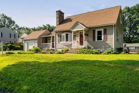 165 Mount Vernon Rd, Chicopee, MA 01013 photo 3