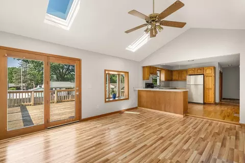 165 Mount Vernon Rd, Chicopee, MA 01013 photo 15