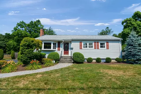 79 Donahue Way, Stoughton, MA 02072
