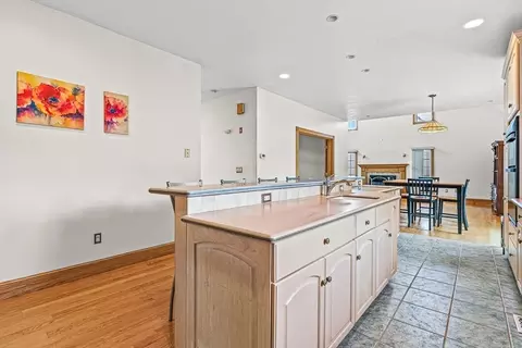 20 Constitution Rd, Stoneham, MA 02180 photo 13