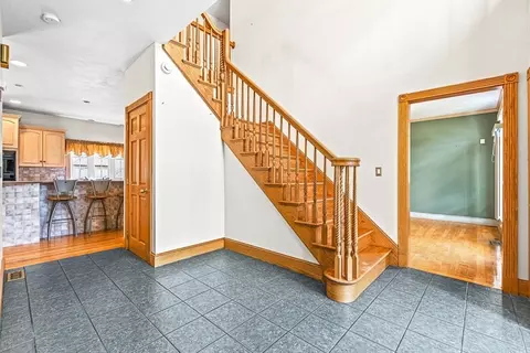 20 Constitution Rd, Stoneham, MA 02180 photo 7