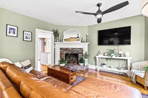 69 Maple St, Middleton, MA 01949 photo 10