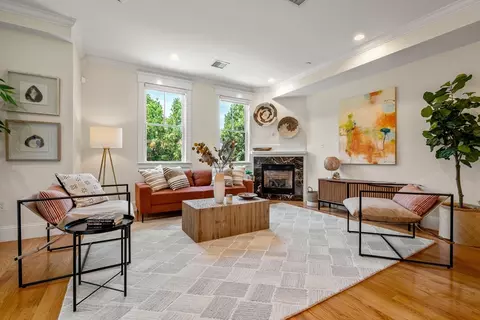 221 Beacon St #2, Somerville, MA 02143
