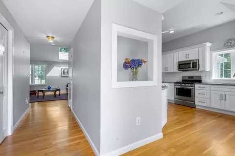 85 Snead Dr, Mashpee, MA 02649 photo 3