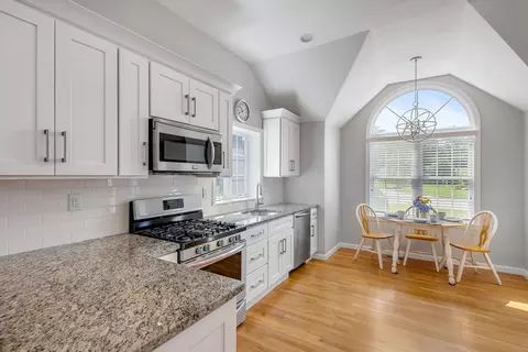 85 Snead Dr, Mashpee, MA 02649 photo 7