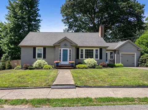 56 Oak Rd, Norwood, MA 02062