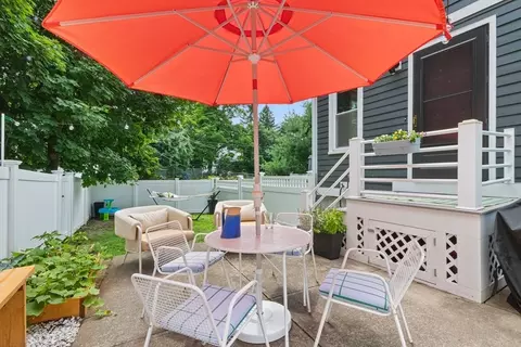 55 Rockvale Cir #55, Jamaica Plain, MA 02130