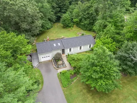 110 Central St, Boylston, MA 01505