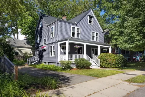 10 Hyde St, Newton, MA 02461