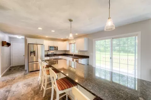 45 Blueberry Hl, Webster, MA 01570 photo 13