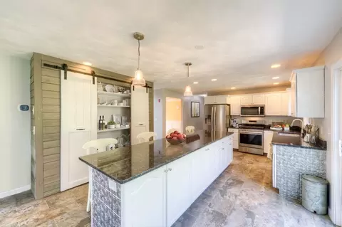 45 Blueberry Hl, Webster, MA 01570 photo 6