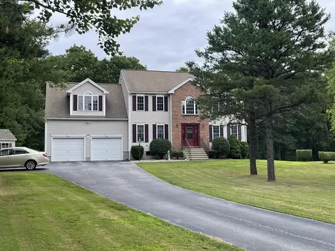 45 Blueberry Hl, Webster, MA 01570 photo 2