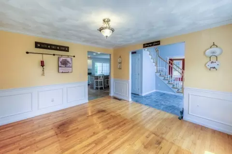 45 Blueberry Hl, Webster, MA 01570 photo 18